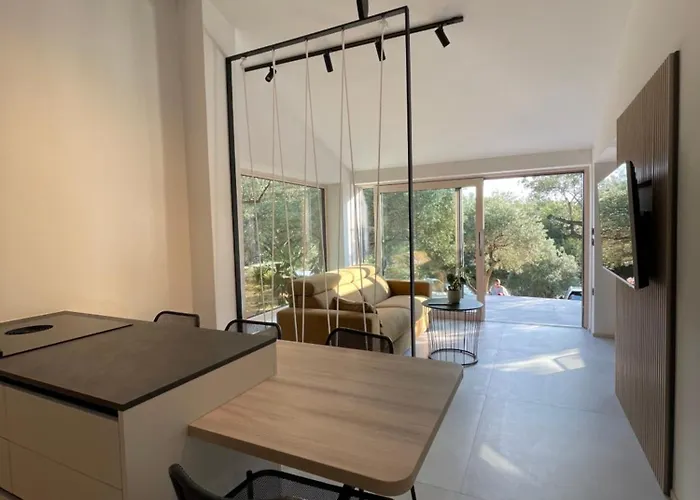 Stara Gavza - , 3*