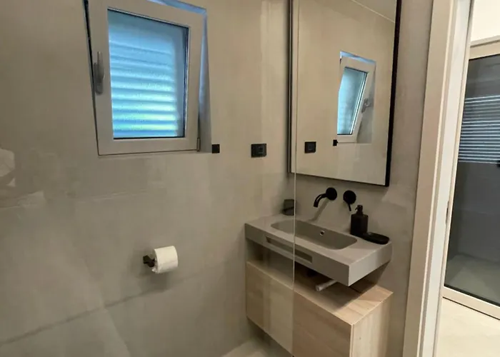 Stara Gavza - , 3*