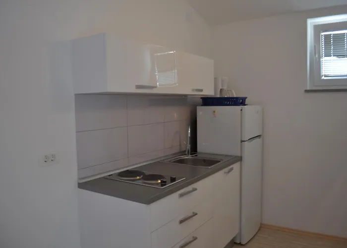 Stara Gavza - ,