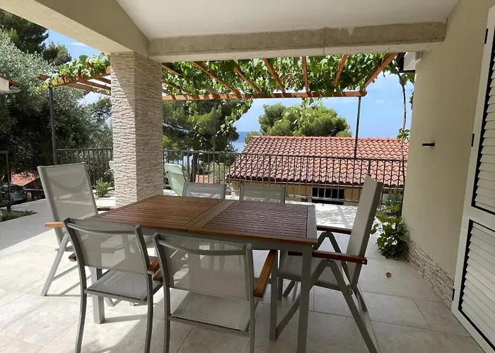 Stara Gavza - , Prázdninový areál 3*