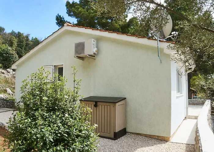 Stara Gavza - , 3* Cres