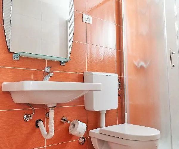 Stara Gavza - , 3*