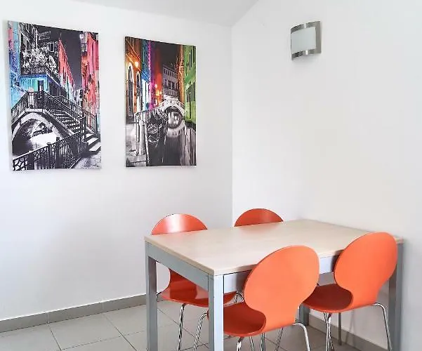 Stara Gavza - , Prázdninový areál 3*