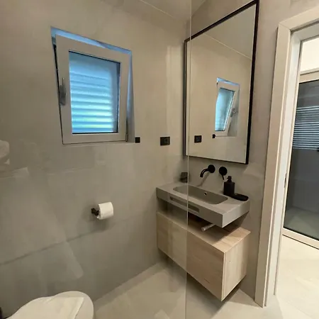 Stara Gavza - , 3*