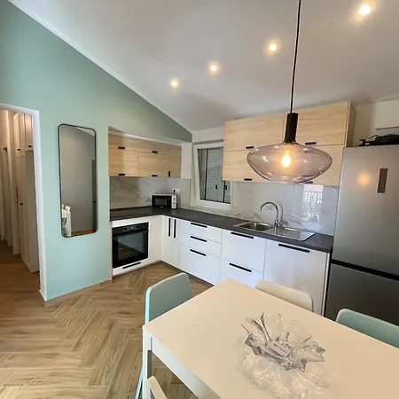 Stara Gavza - , 3* Cres