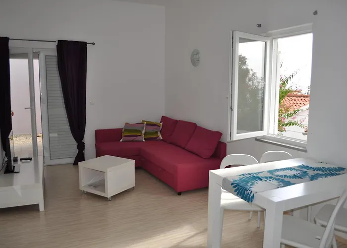 Stara Gavza - , 3*